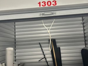 10 x 10 storage unit in Clinton, MD
