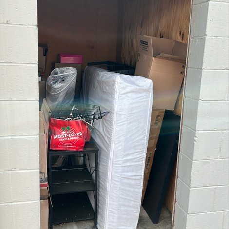 5 x 10 storage unit in Columbus, GA