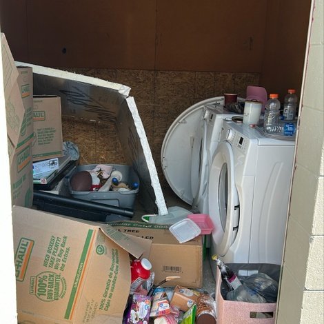10 x 10 storage unit in Columbus, GA