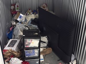 5 x 10 storage unit in Providence, RI