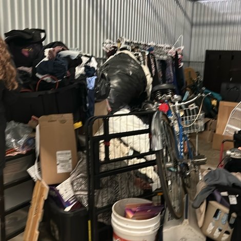 10 x 20 storage unit in Indianapolis, IN