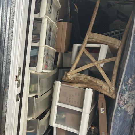 5 x 10 storage unit in Central Falls, RI
