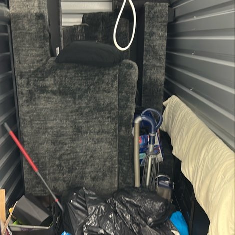 5 x 10 storage unit in Loganville, GA
