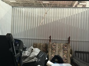 10 x 10 storage unit in Syracuse, NY