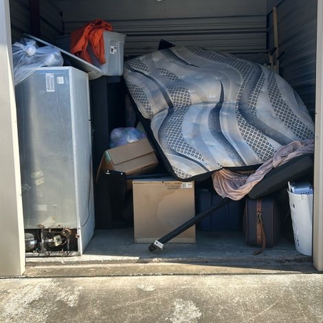 10 x 10 storage unit in Albany, GA