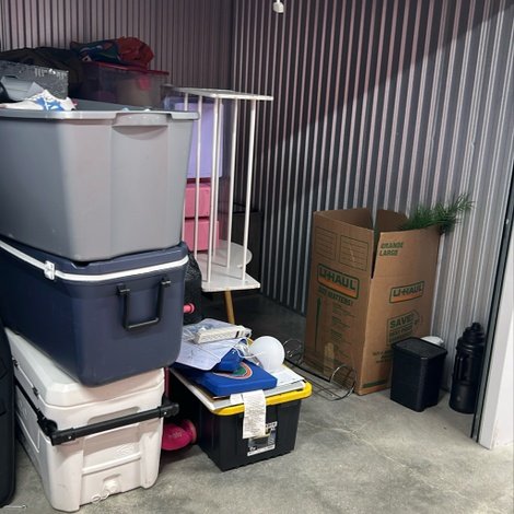 10 x 10 storage unit in Albany, GA