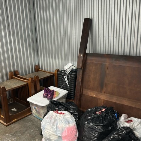10 x 5 storage unit in Knoxville, TN