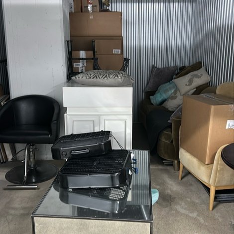 10 x 15 storage unit in Knoxville, TN