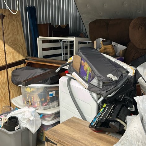 10 x 10 storage unit in Knoxville, TN