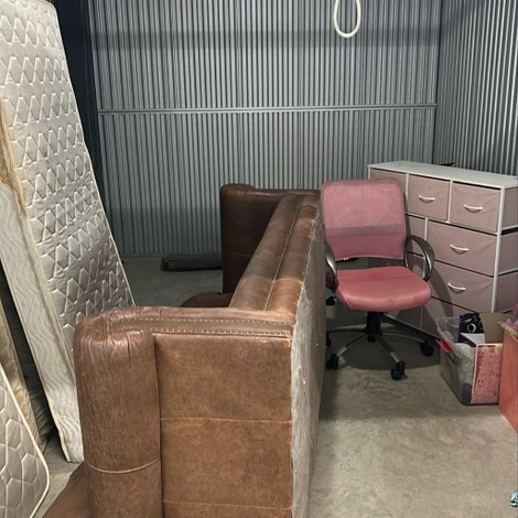 10 x 15 storage unit in Indianapolis, IN