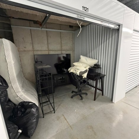 10 x 10 storage unit in NE Sandy Springs, GA