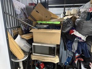 10 x 20 unit in Commerce