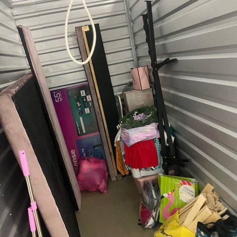 5 x 10 storage unit in Smyrna, GA