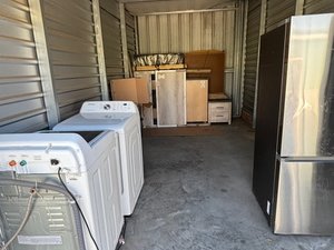10 x 20 unit in Greenville