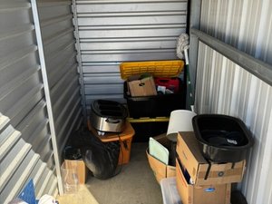 5 x 10 unit in Greenville