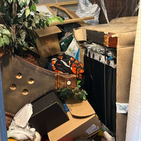 10 x 12 storage unit in Hamilton, OH