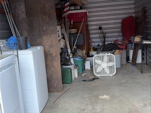 10 x 20 storage unit in Dearborn, MI