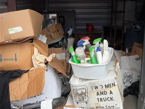 10 x 15 storage unit in Dearborn, MI