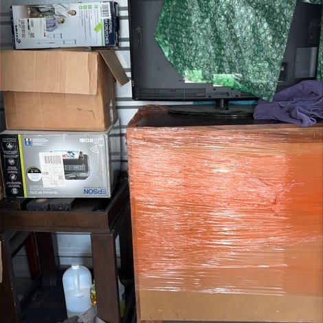 5 x 10 storage unit in Dearborn, MI