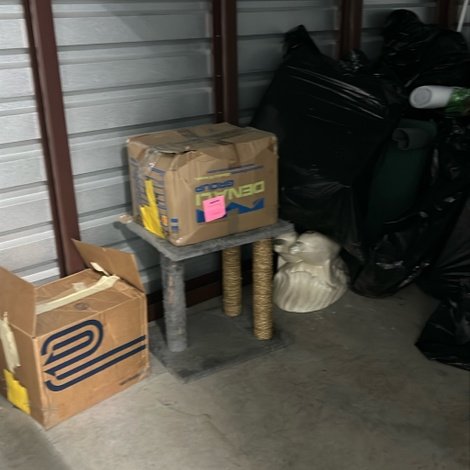 10 x 10 storage unit in Dearborn, MI