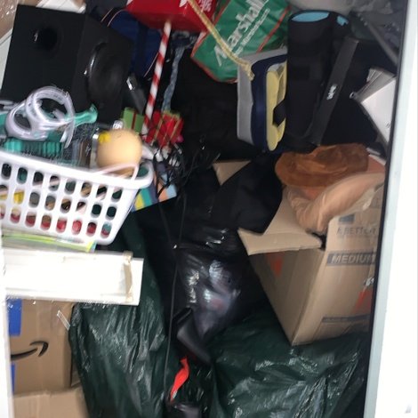 5 x 5 storage unit in Chicago, IL