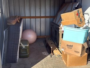 10 x 10 storage unit in Unknown, IN
