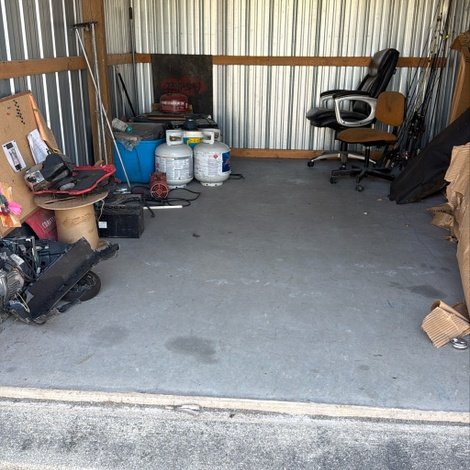 10 x 15 storage unit in Unknown, IN
