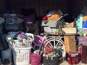10 x 10 storage unit in Unknown, IN