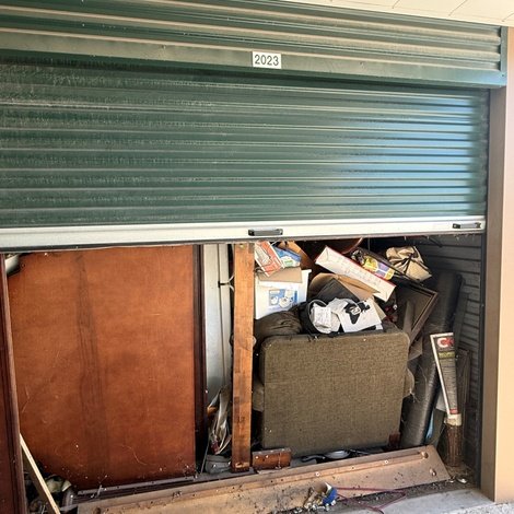 10 x 10 storage unit in Unknown, TX