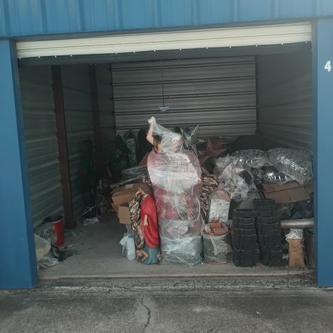 10 x 15 storage unit in Laredo, TX