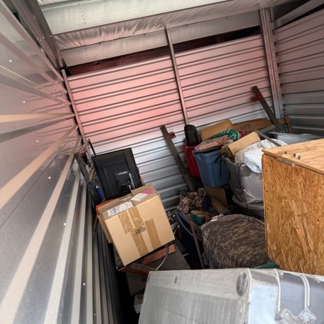 10 x 15 storage unit in Woodway, TX