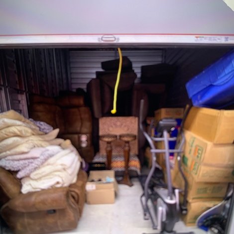 10 x 20 storage unit in Woodway, TX