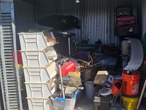 10 x 10 storage unit in Bakersfield, CA