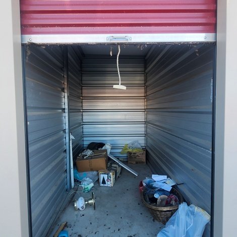 5 x 10 storage unit in Unknown, OH