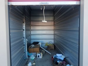 5 x 10 storage unit in Unknown, OH
