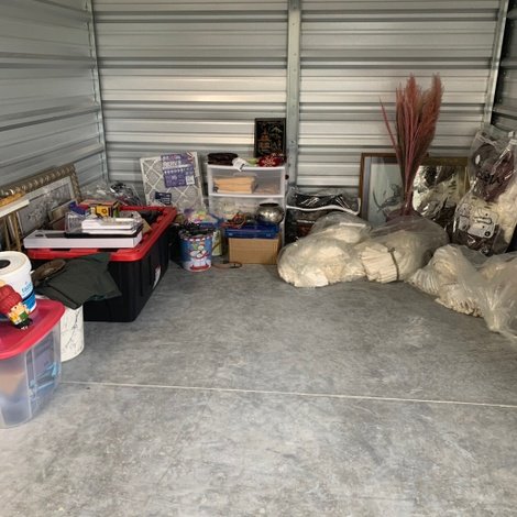 10 x 10 storage unit in Crystal River, FL