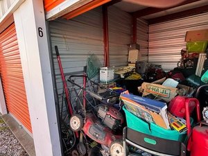 10 x 15 unit in SW Canton