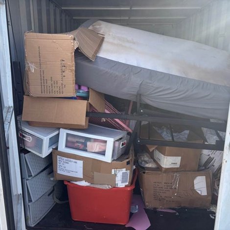 8 x 16 storage unit in SW Canton, OH