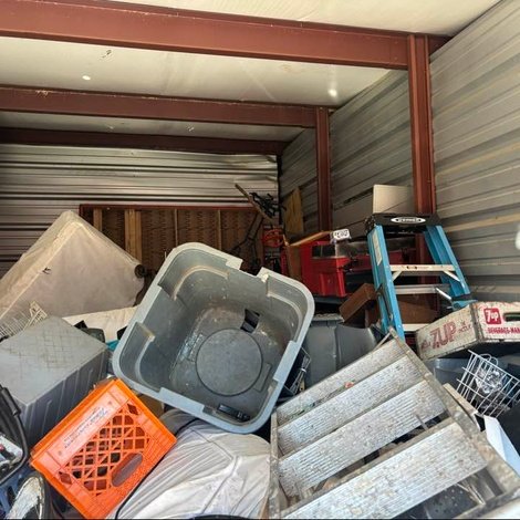 10 x 20 storage unit in SW Canton, OH