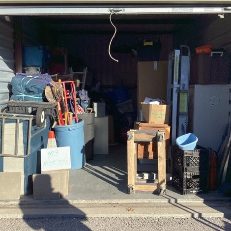 10 x 15 storage unit in Louisville, KY