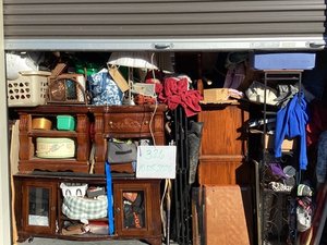 10 x 10 storage unit in Louisville, KY
