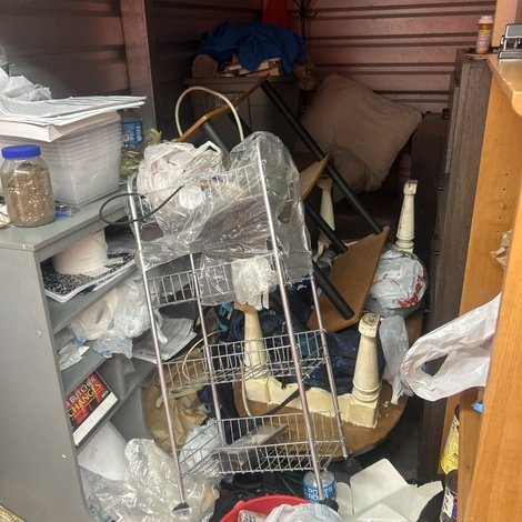 5 x 10 storage unit in Unknown, TX