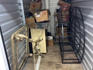 5 x 10 storage unit in Lasalle Chicago, IL