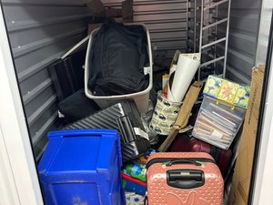 5 x 10 storage unit in Lasalle Chicago, IL