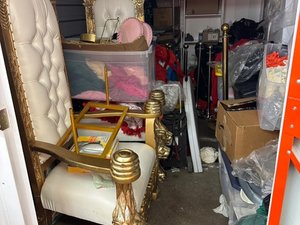 10 x 15 storage unit in Lasalle Chicago, IL