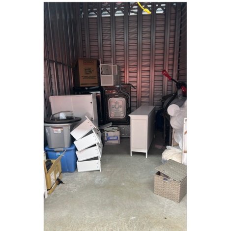 10 x 15 storage unit in Denton, TX