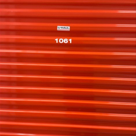 10 x 10 storage unit in Roseville, MI