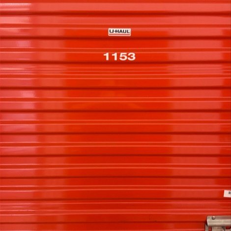 5 x 5 storage unit in Roseville, MI