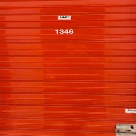 5 x 10 storage unit in Roseville, MI