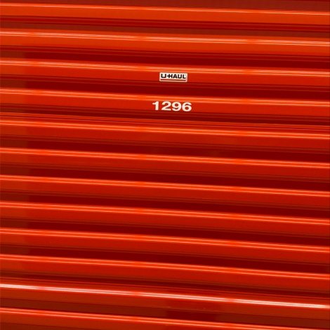 10 x 10 storage unit in Roseville, MI